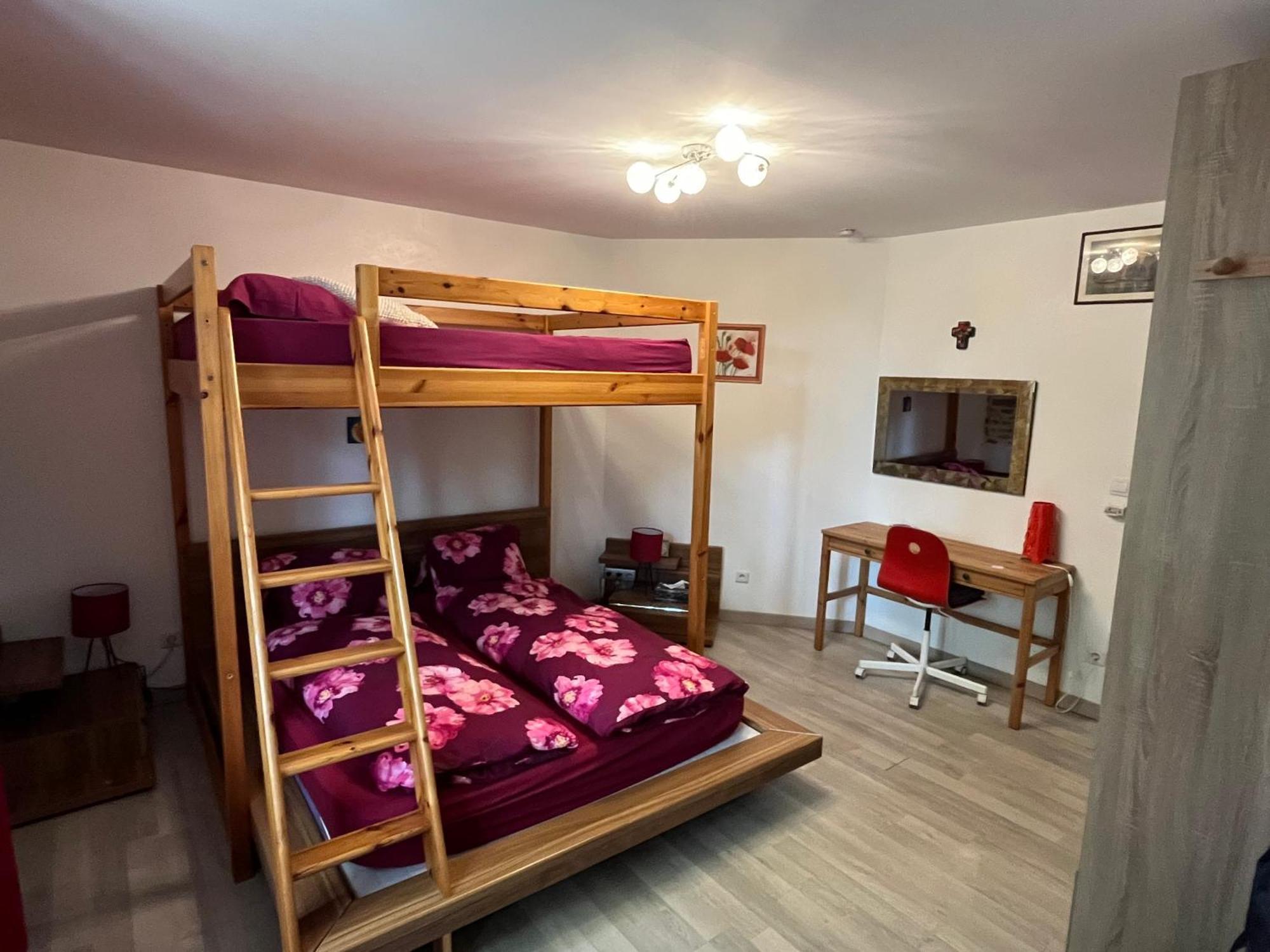 Couleurs De La Vie - Chambres D'Hotes Et Gite Cormatin Pokoj fotografie